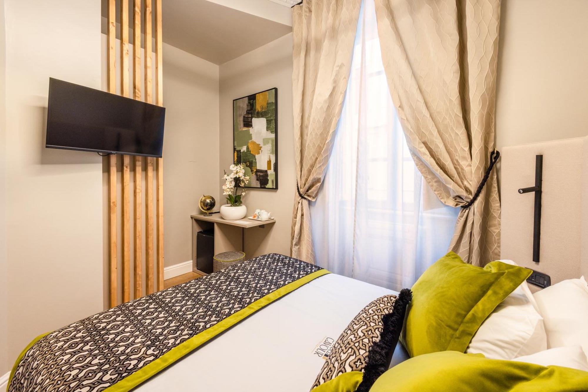Mybedcavour Hotel Rome Bagian luar foto