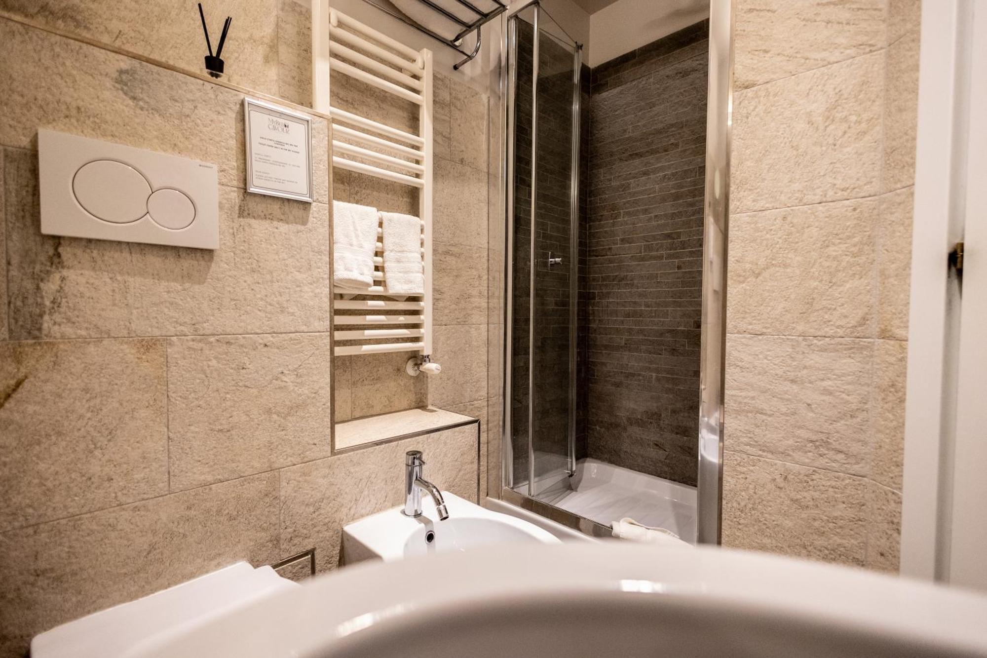 Mybedcavour Hotel Rome Bagian luar foto