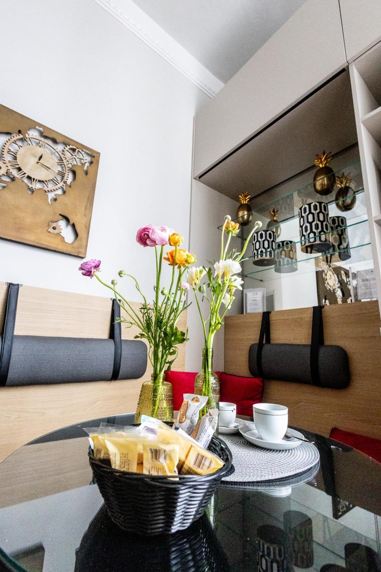 Mybedcavour Hotel Rome Bagian luar foto