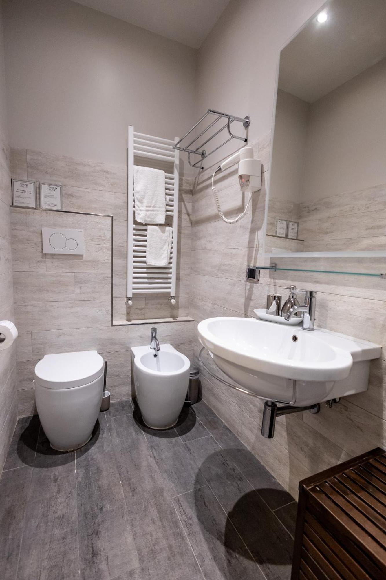 Mybedcavour Hotel Rome Bagian luar foto