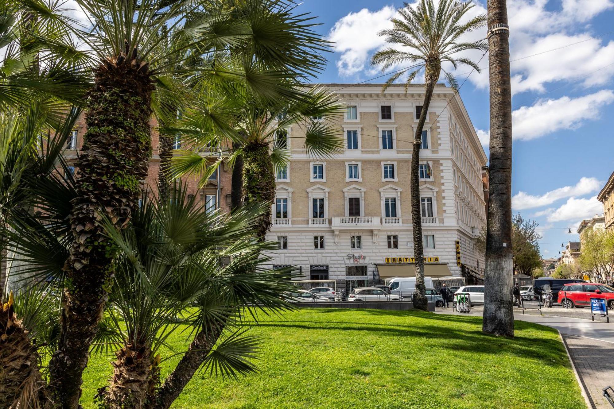 Mybedcavour Hotel Rome Bagian luar foto